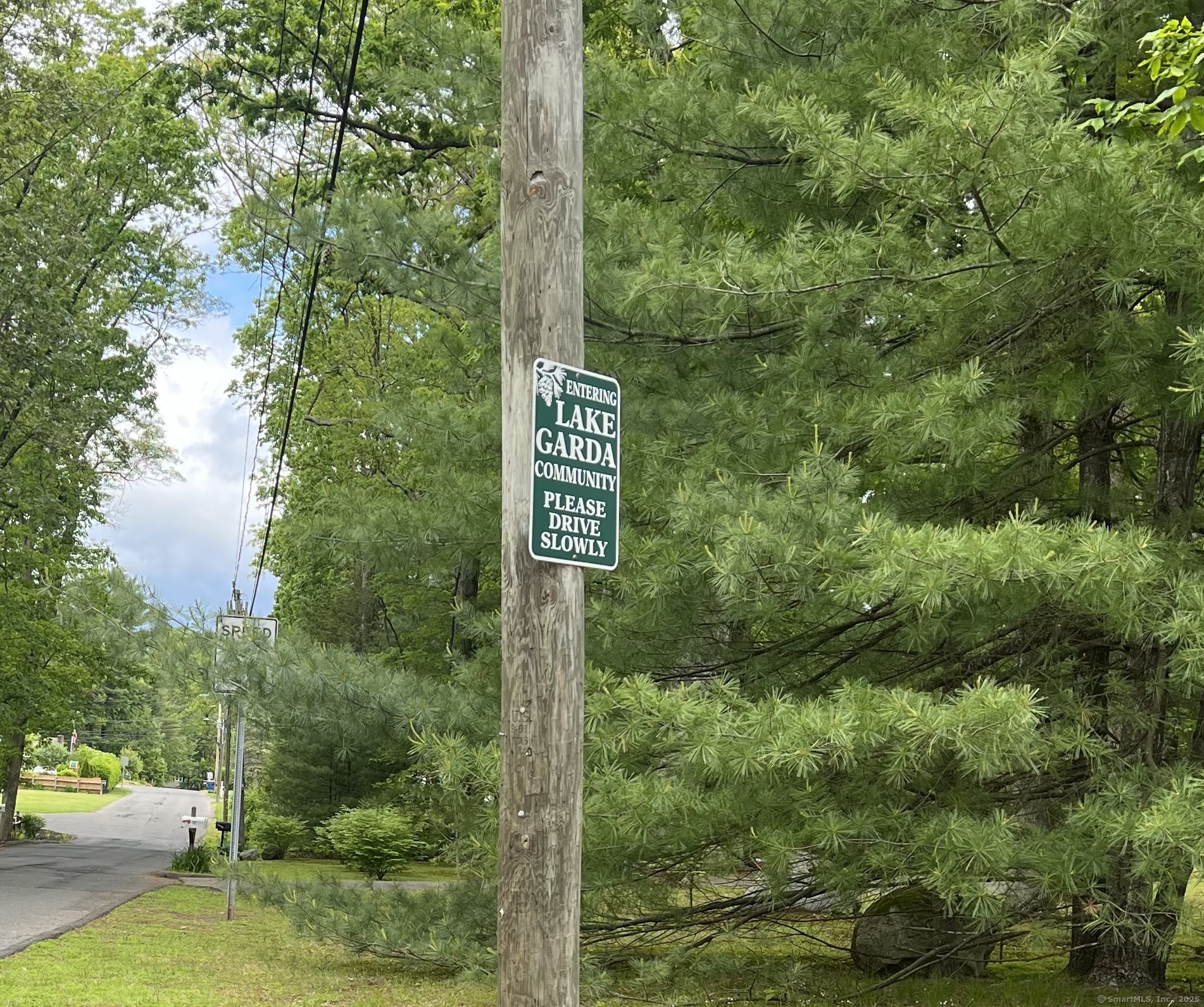 61 Litchfield Road Farmington CT 06085