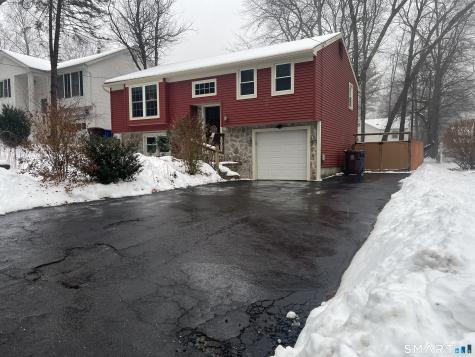 61 Litchfield Road Farmington CT 06085