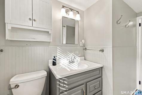 132 Cheney Lane Newington CT 06111