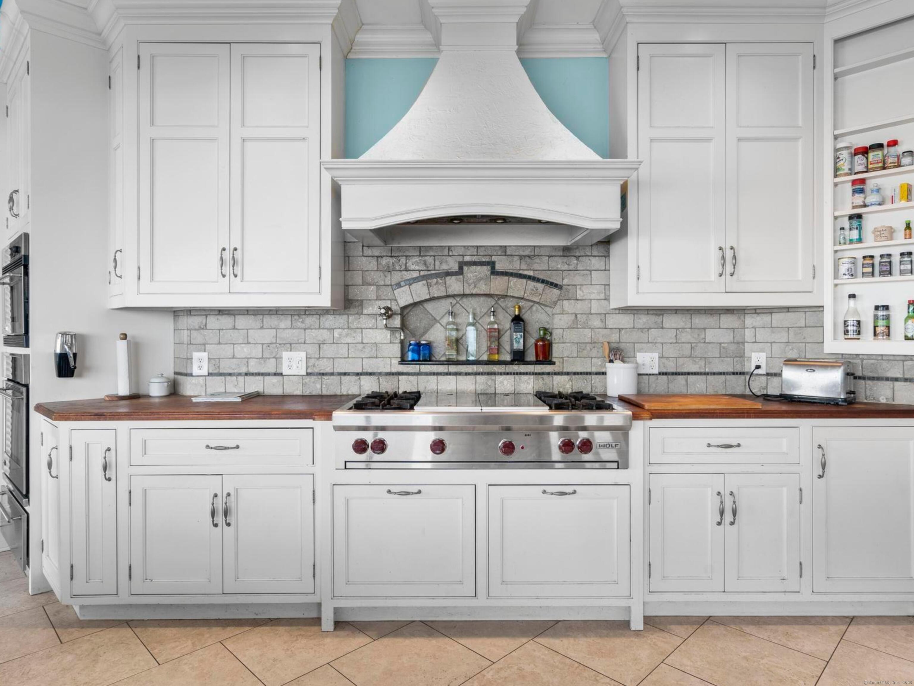 1410 South Pine Creek Road Fairfield CT 06824