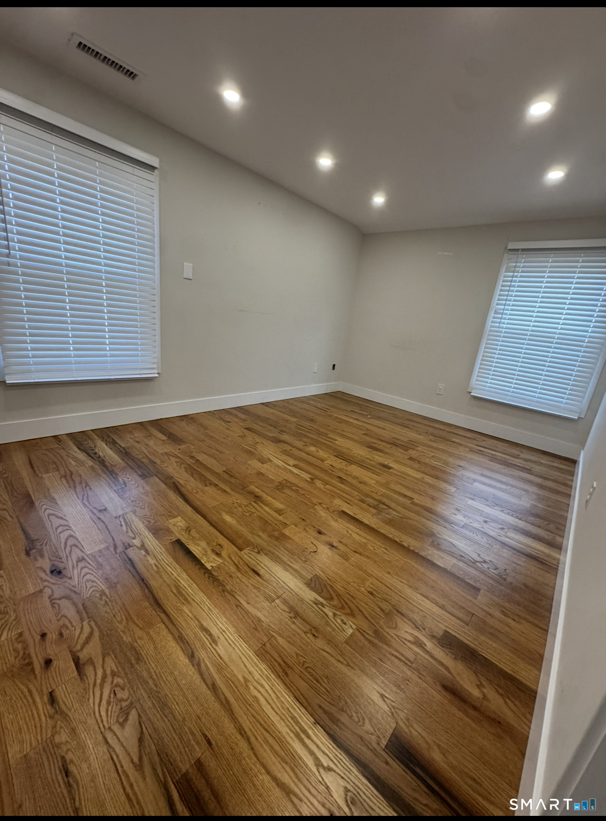 35 Knapps Highway Fairfield CT 06825