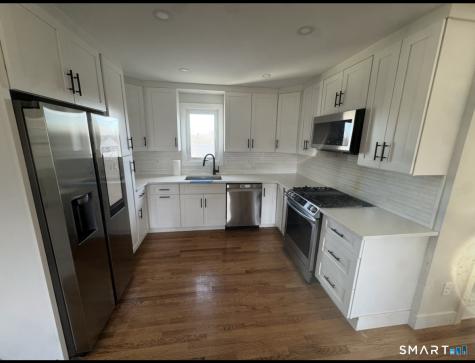 35 Knapps Highway Fairfield CT 06825