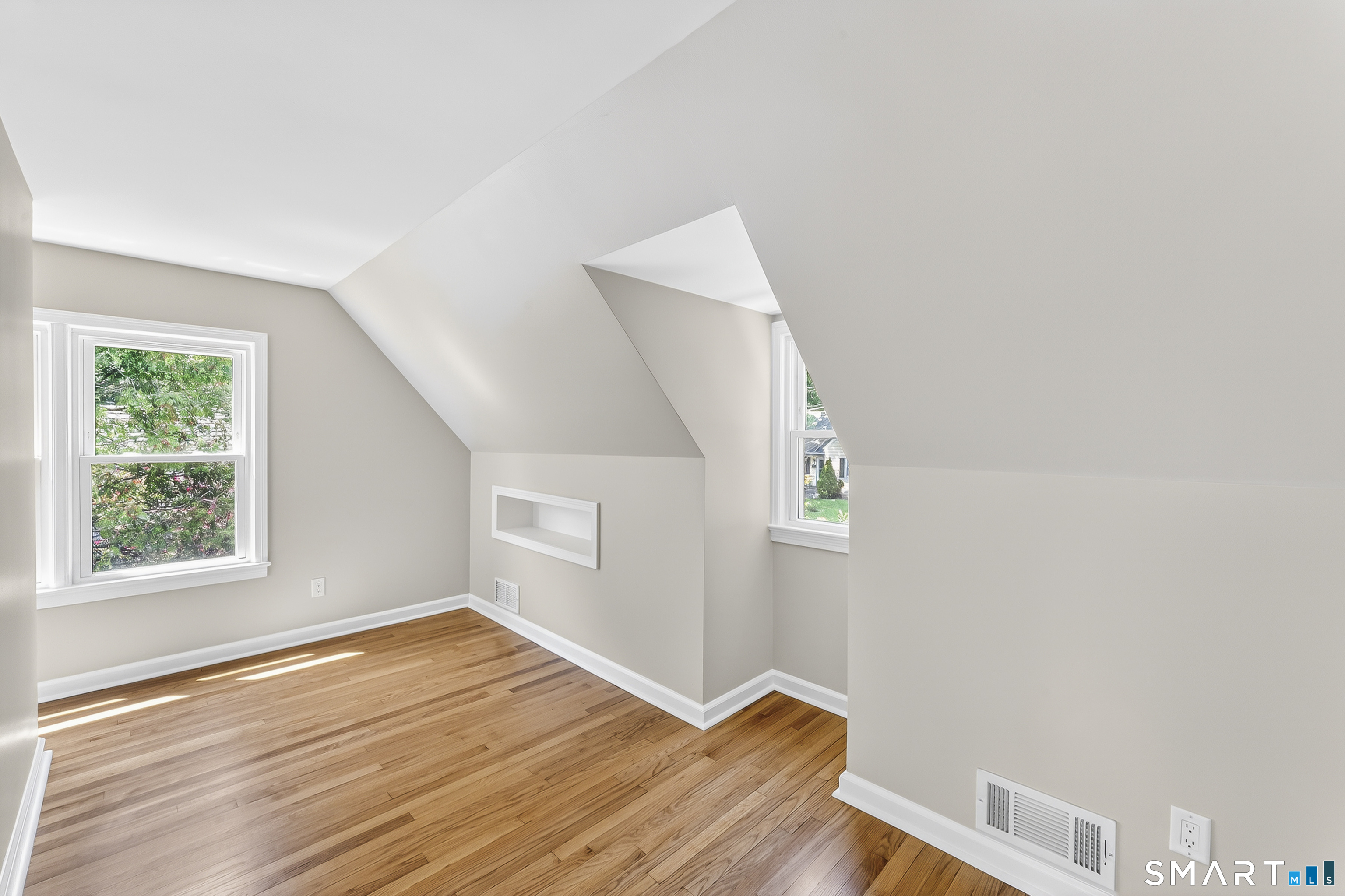 40 Cowan Avenue Stamford CT 06906