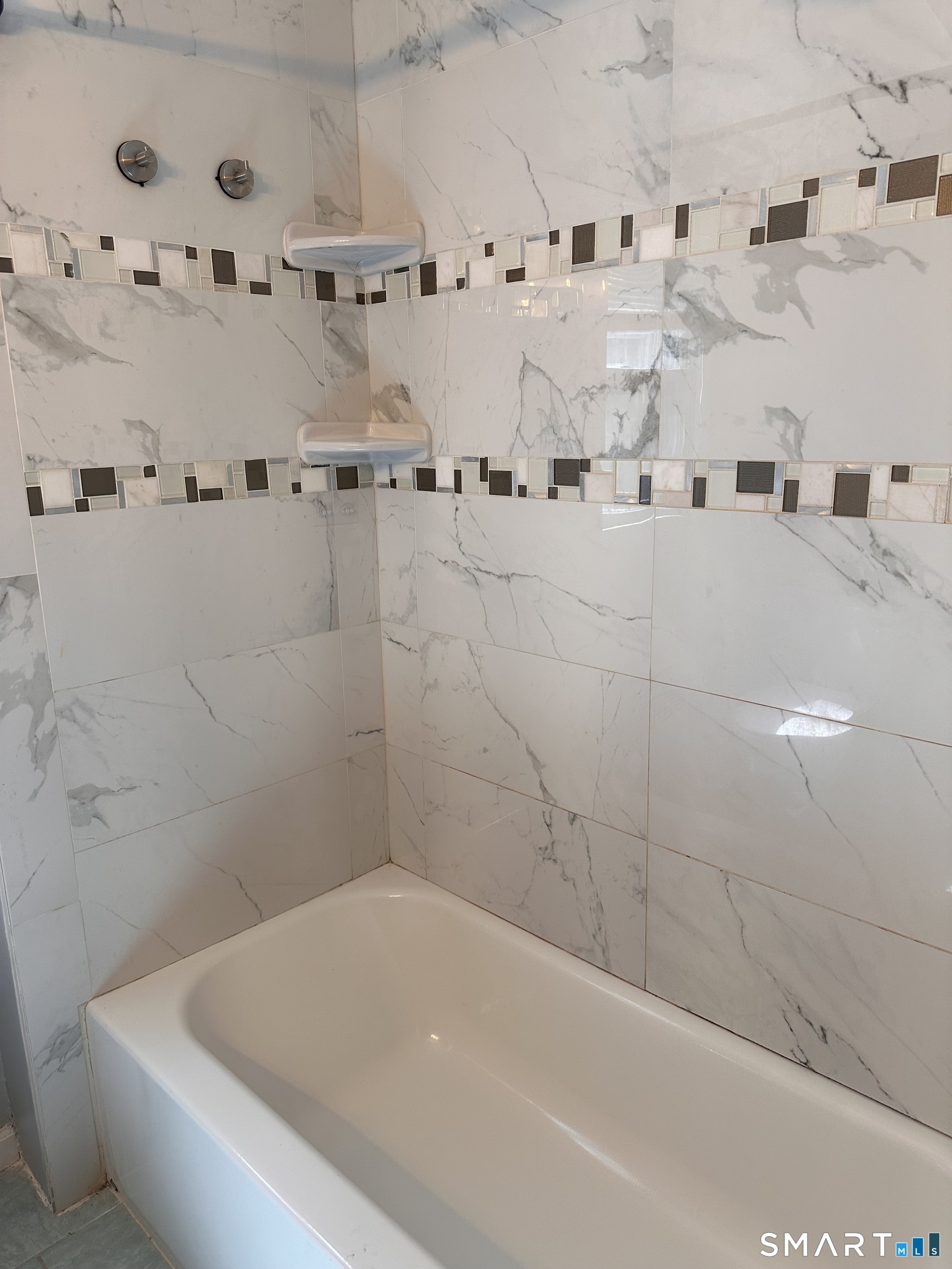 665 Bloomfield Avenue Windsor CT 06095