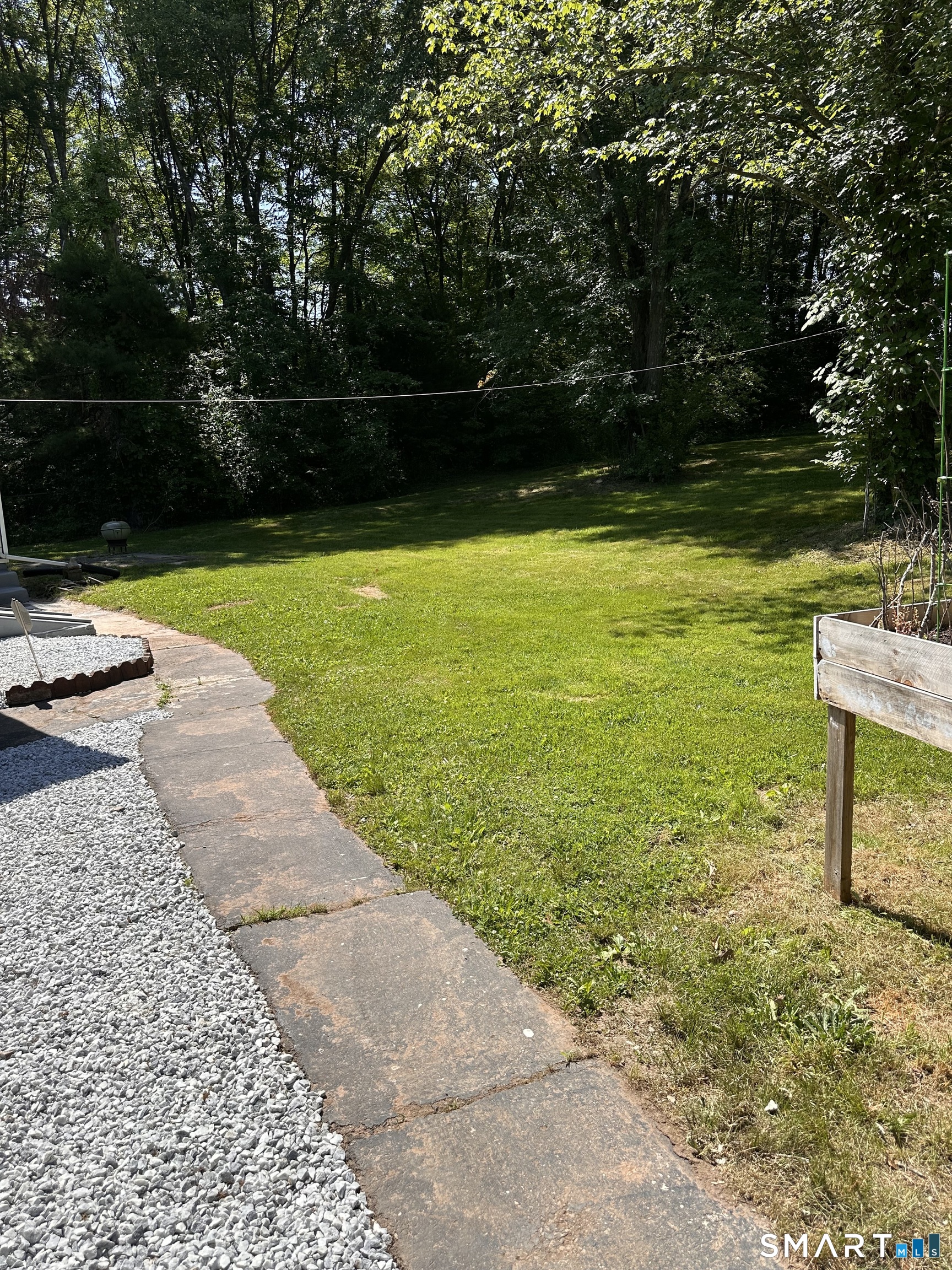 665 Bloomfield Avenue Windsor CT 06095