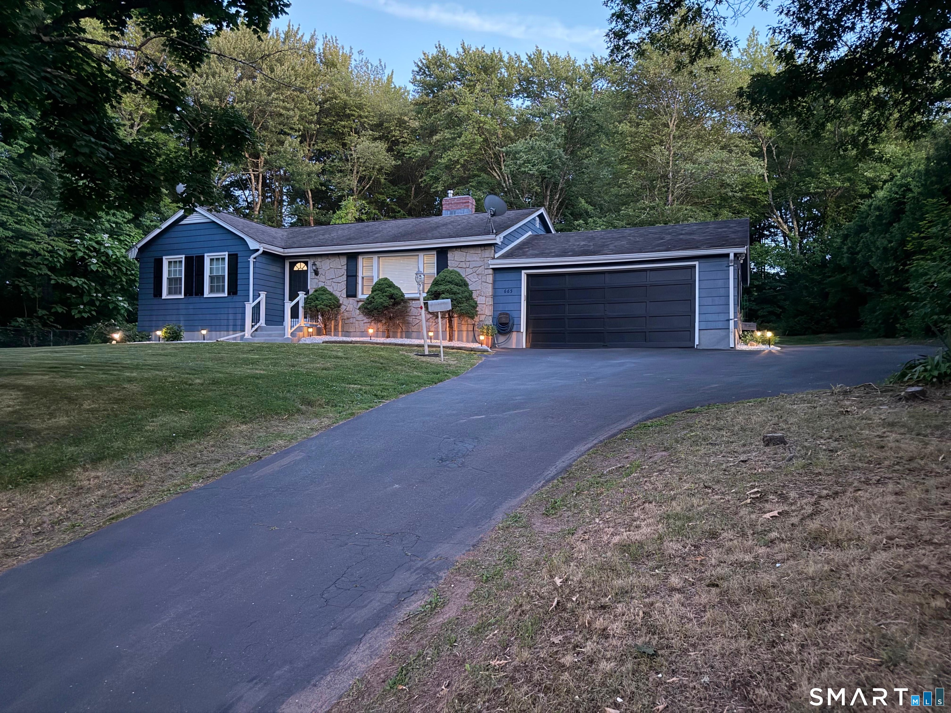 665 Bloomfield Avenue Windsor CT 06095