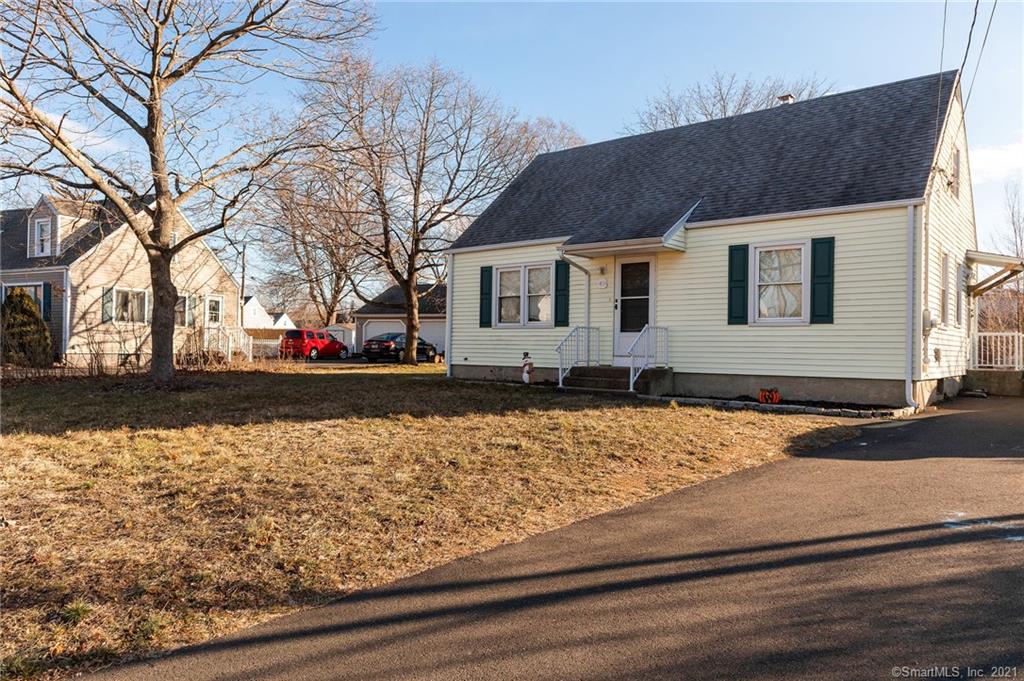 49 Nicholas Drive East Haven CT 06512