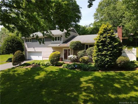 166 Bailey Road Fairfield CT 06825