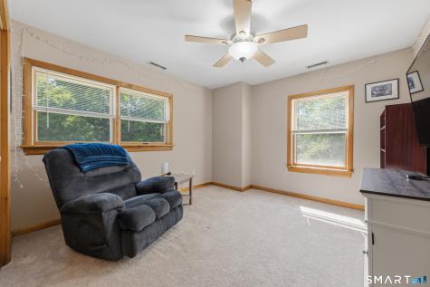 11 Birdseye Rd Extension Shelton CT 06484