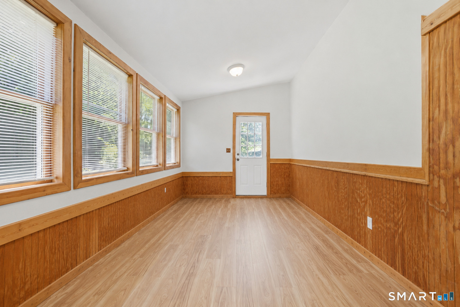 11 Birdseye Rd Extension Shelton CT 06484