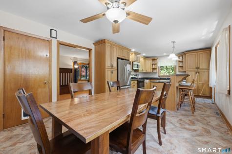 11 Birdseye Rd Extension Shelton CT 06484