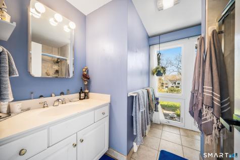 6 Shore Road Waterford CT 06385