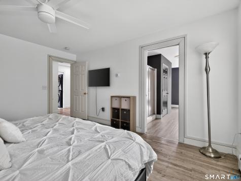 5 Grove Avenue Groton CT 06340