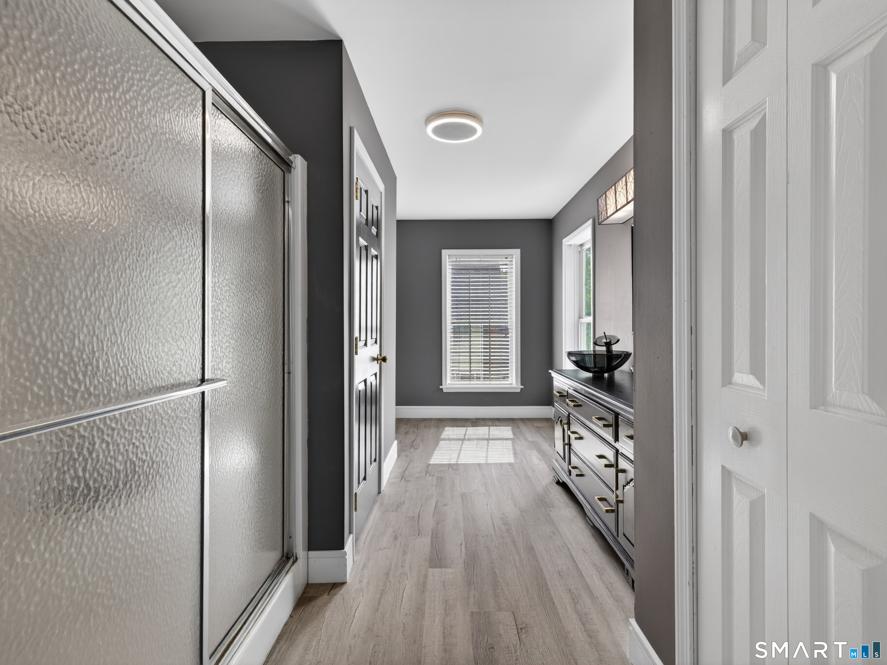 5 Grove Avenue Groton CT 06340