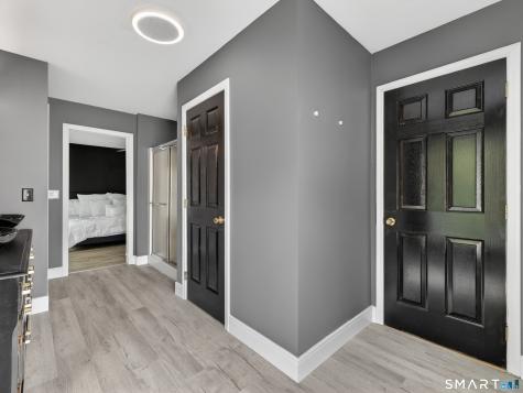 5 Grove Avenue Groton CT 06340