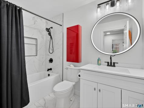 5 Grove Avenue Groton CT 06340