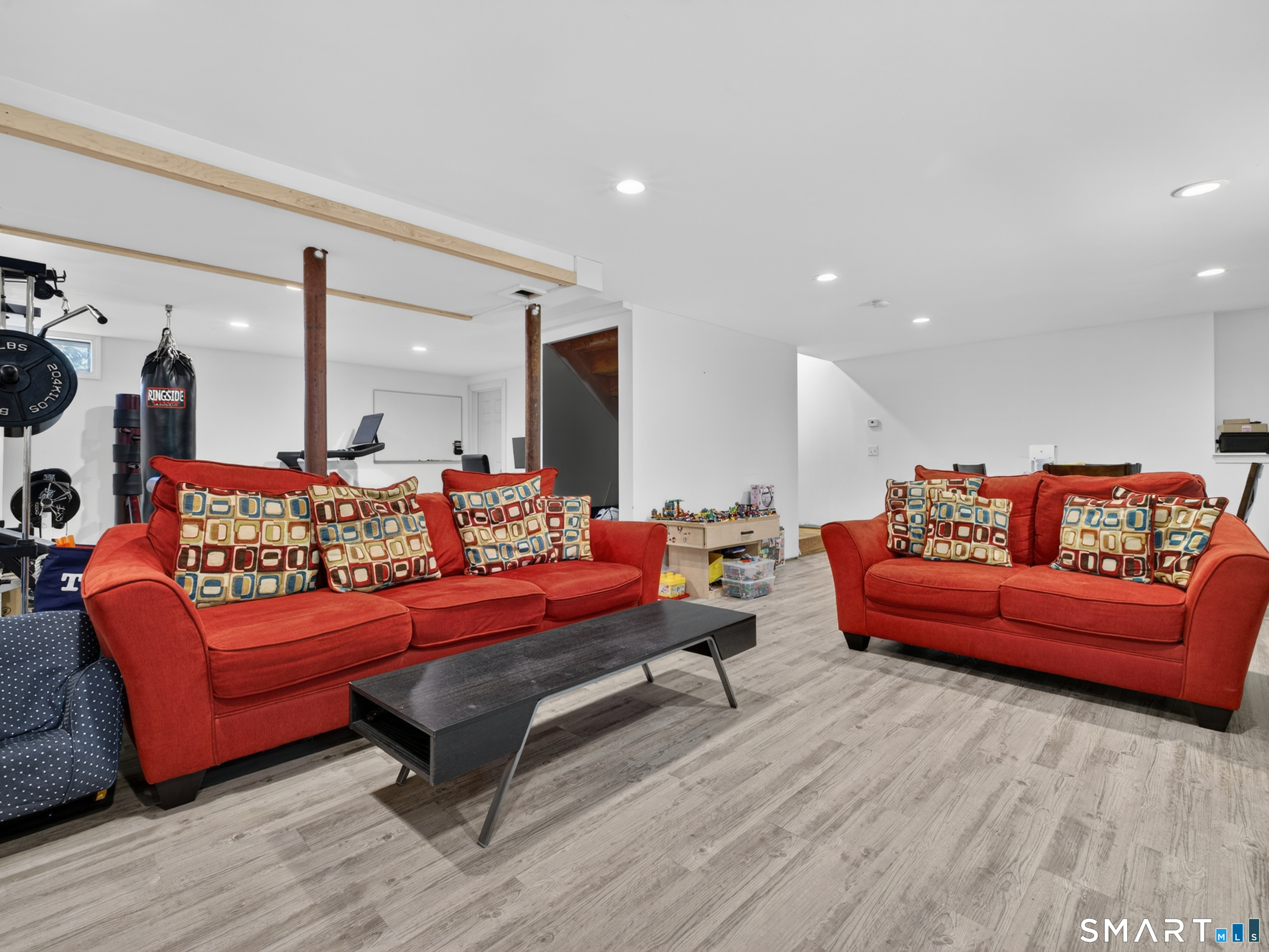 5 Grove Avenue Groton CT 06340