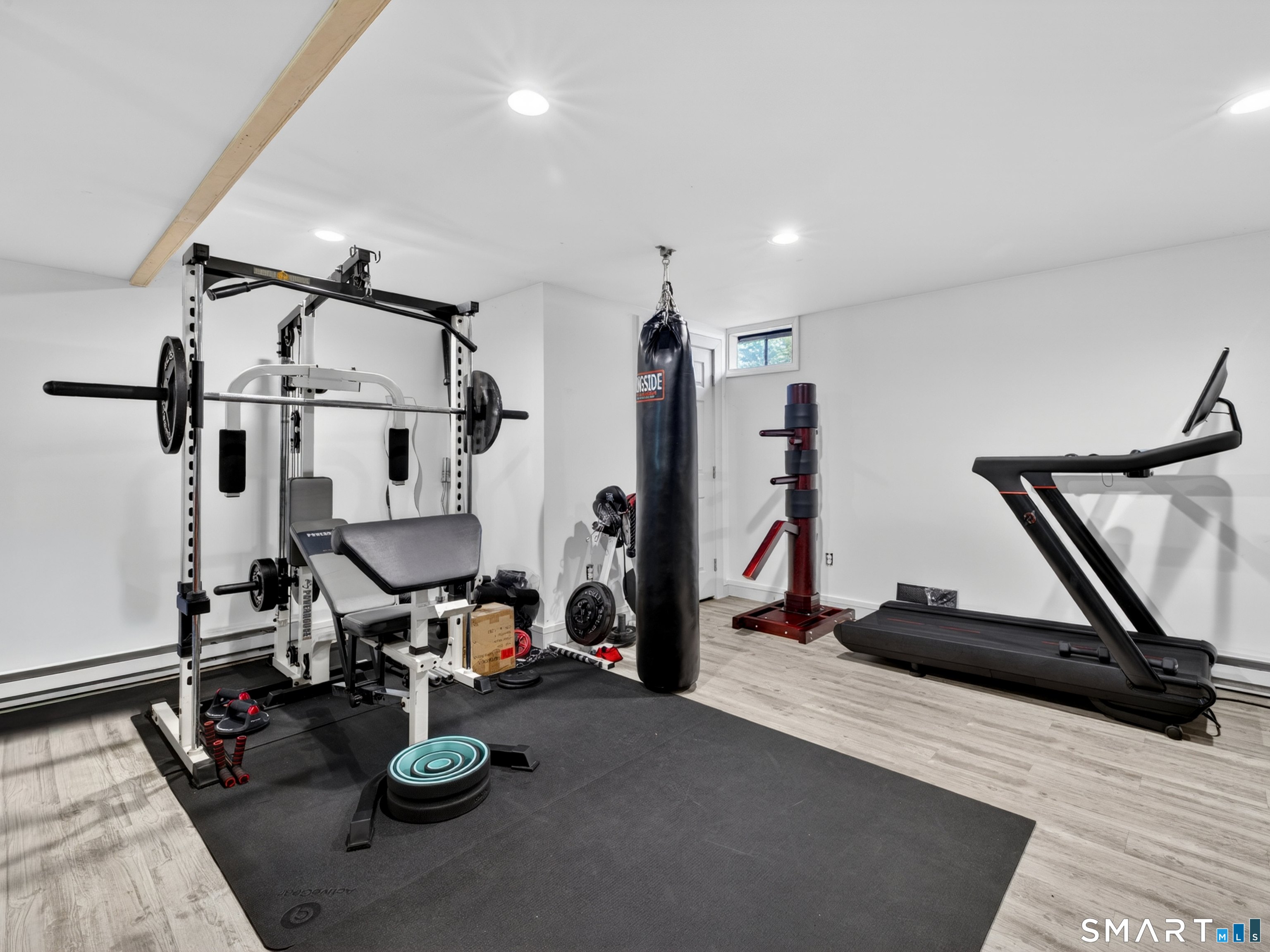 5 Grove Avenue Groton CT 06340