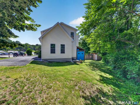 5 Grove Avenue Groton CT 06340
