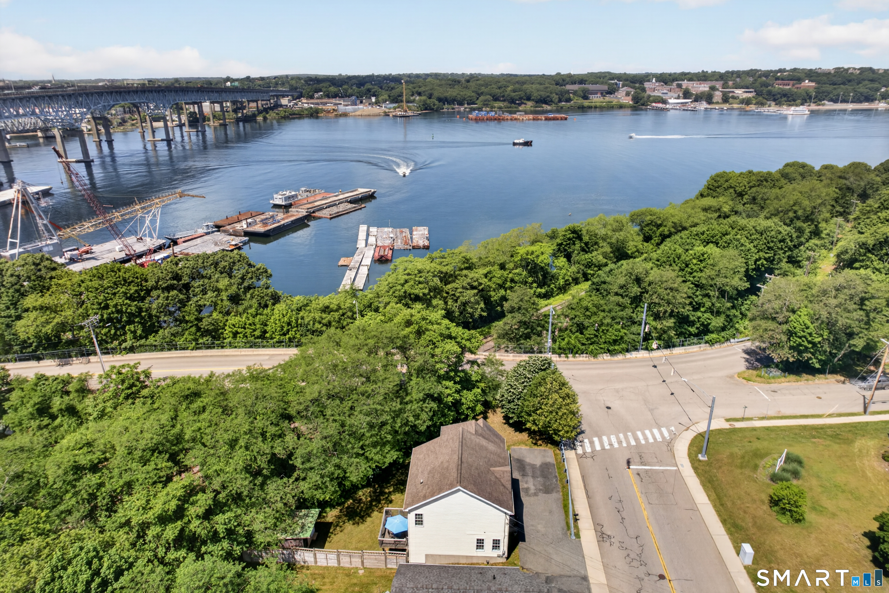 5 Grove Avenue Groton CT 06340