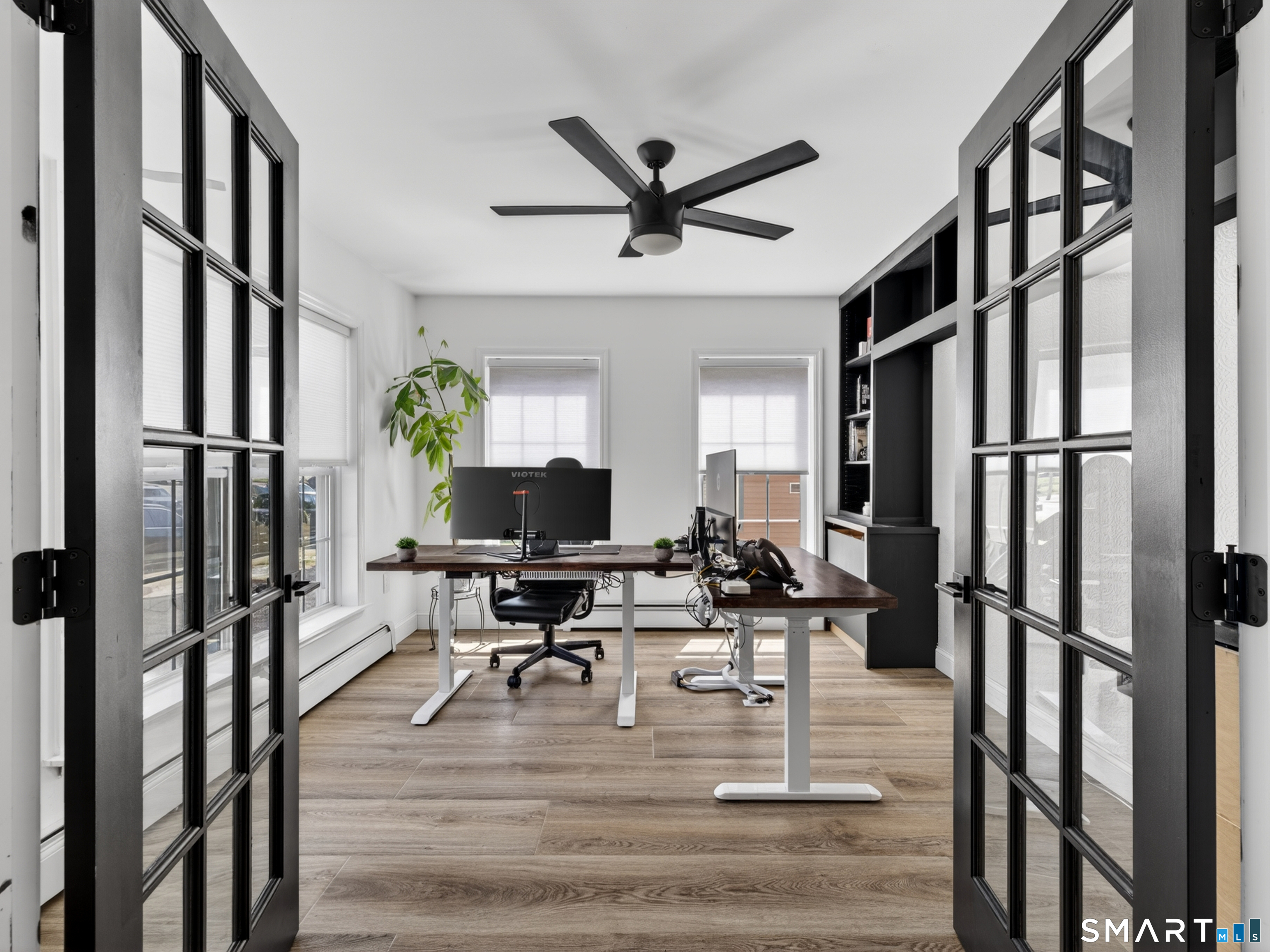 5 Grove Avenue Groton CT 06340