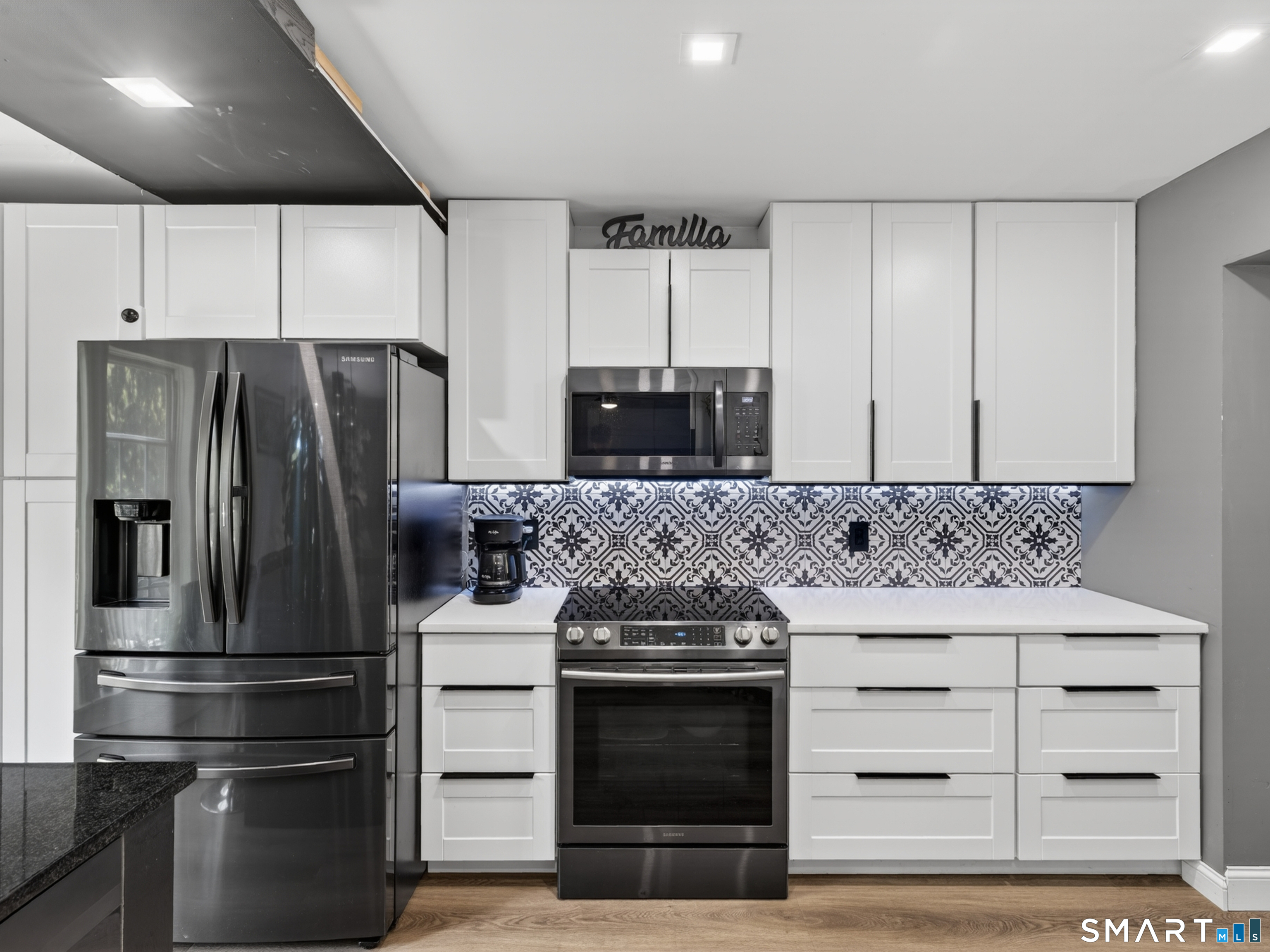5 Grove Avenue Groton CT 06340