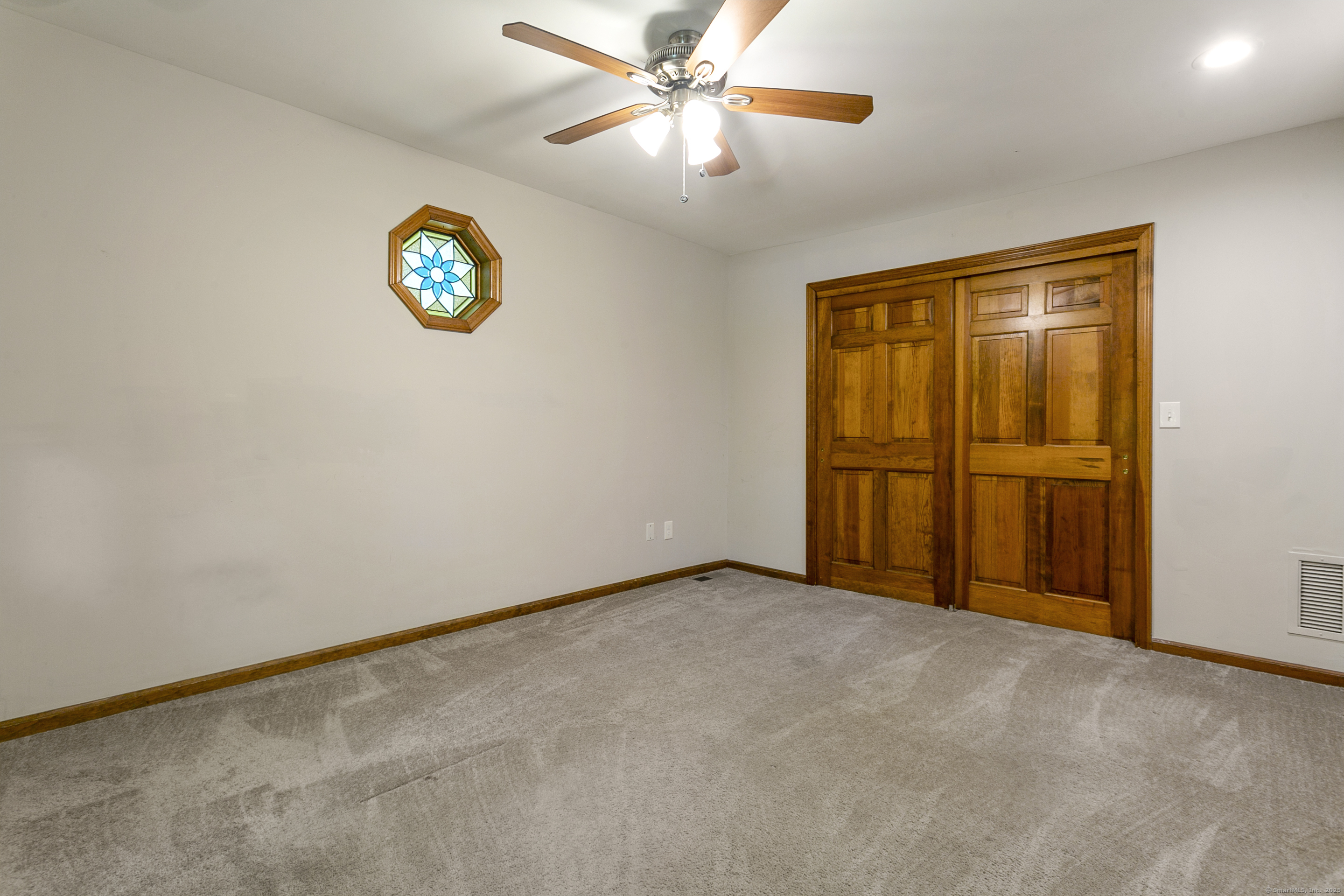 142 Chatham Terrace Bridgeport CT 06606