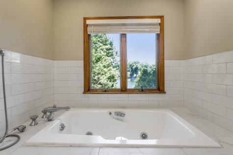 142 Chatham Terrace Bridgeport CT 06606