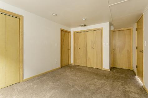 142 Chatham Terrace Bridgeport CT 06606