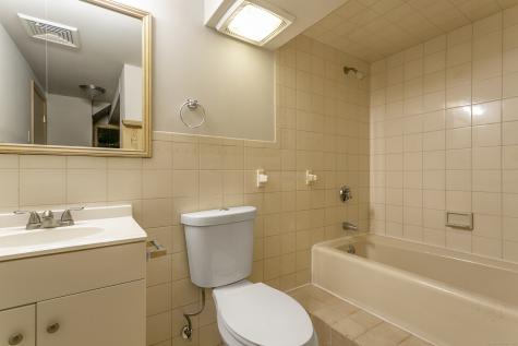 142 Chatham Terrace Bridgeport CT 06606