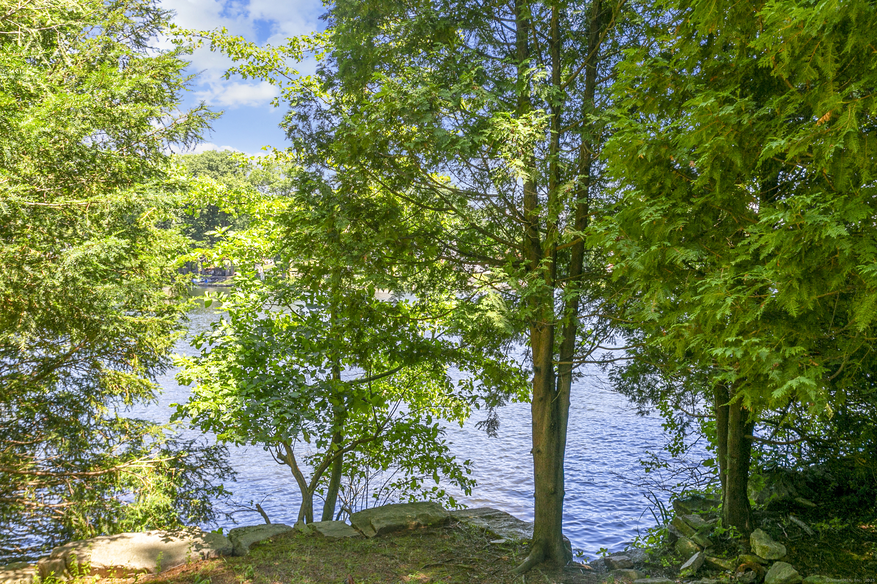 142 Chatham Terrace Bridgeport CT 06606