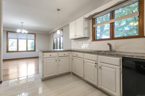 142 Chatham Terrace Bridgeport CT 06606