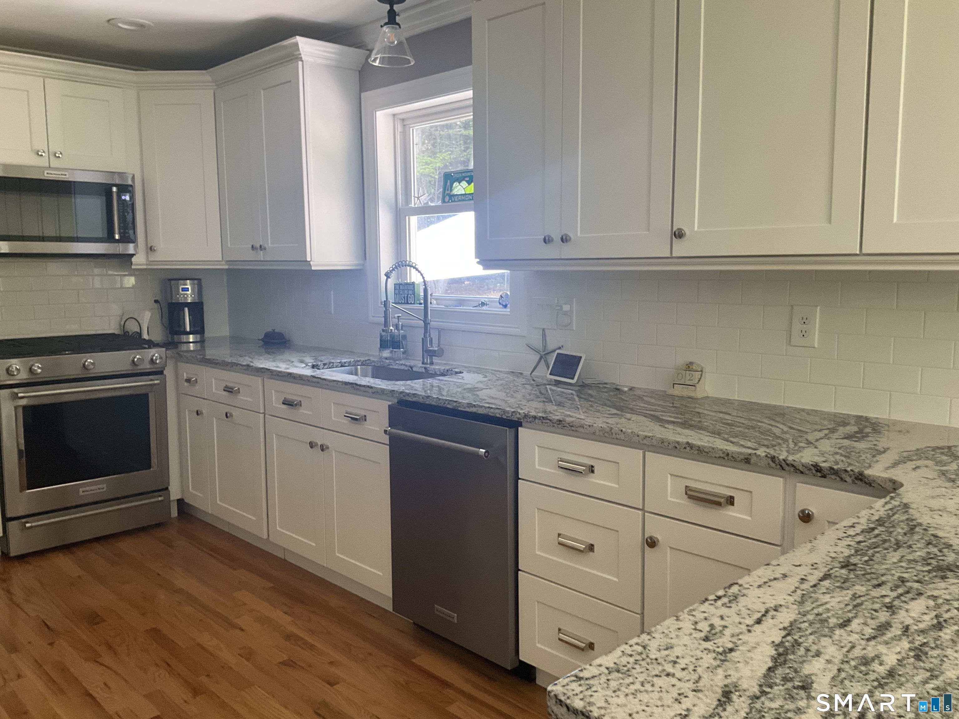 3 Raymond Drive Barkhamsted CT 06063