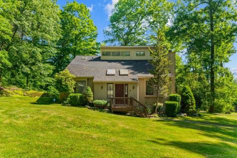 16 Contemporary Drive Danbury CT 06811