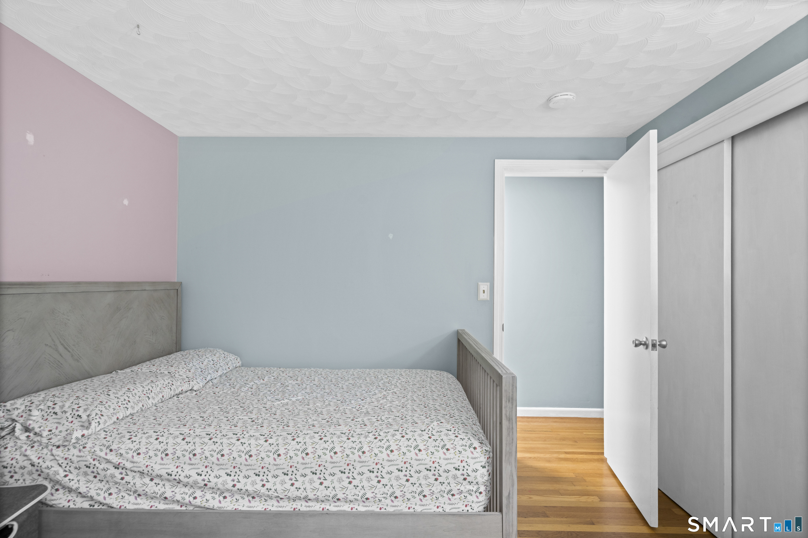24 Kennedy Drive Enfield CT 06082