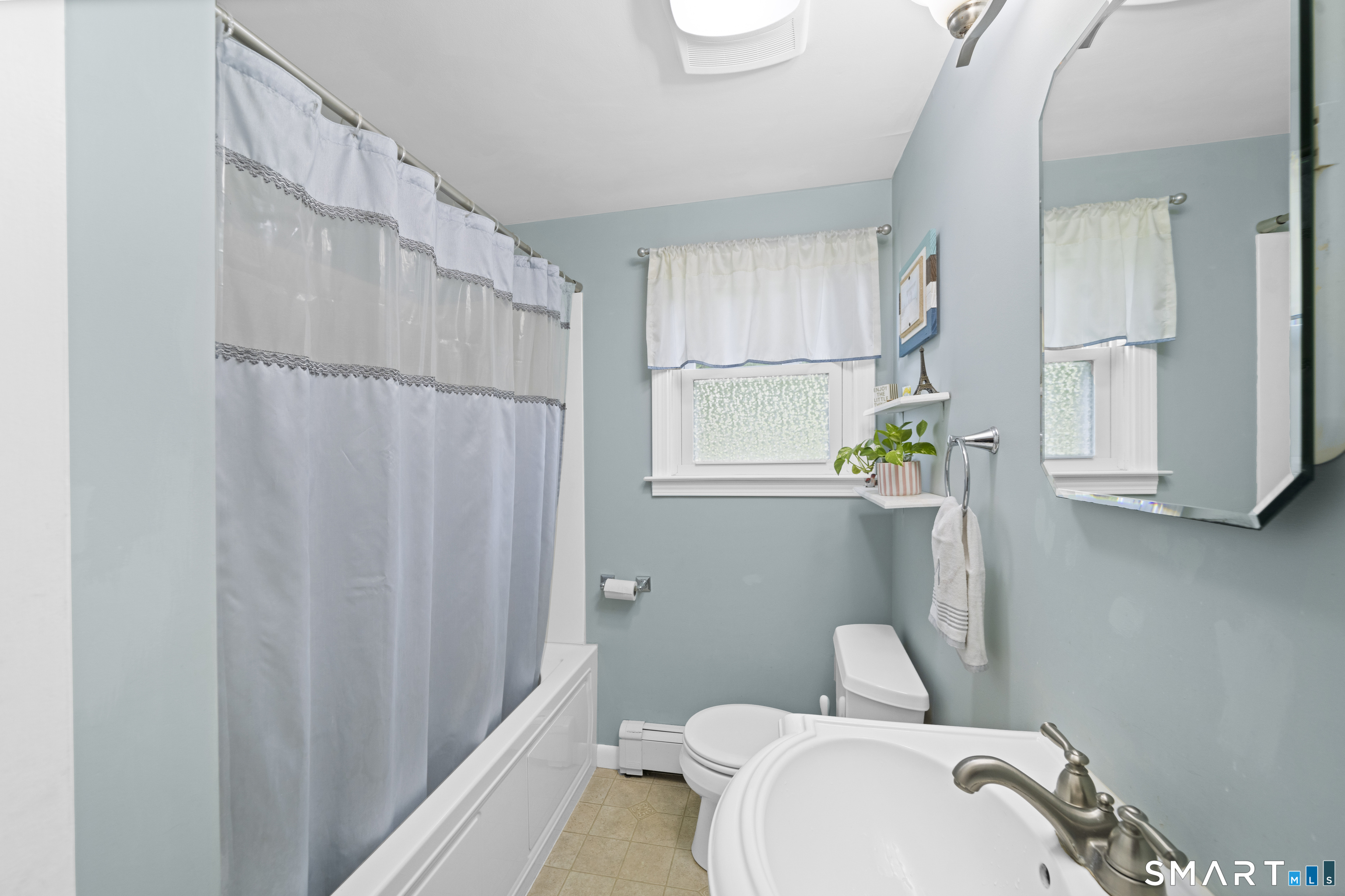 24 Kennedy Drive Enfield CT 06082