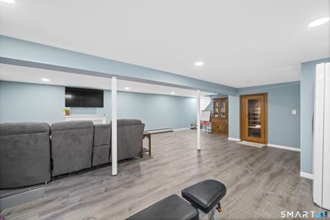 24 Kennedy Drive Enfield CT 06082