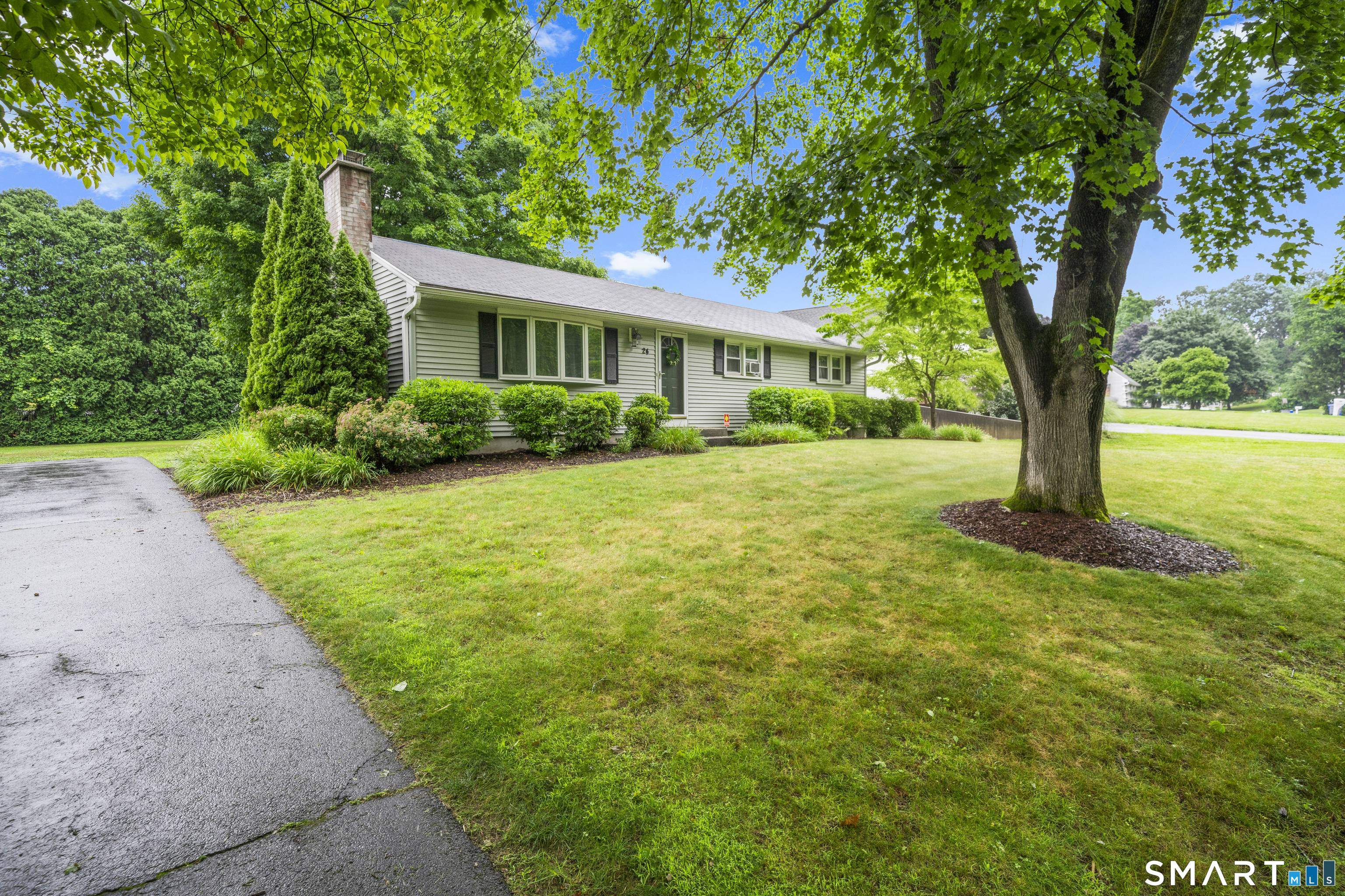 24 Kennedy Drive Enfield CT 06082