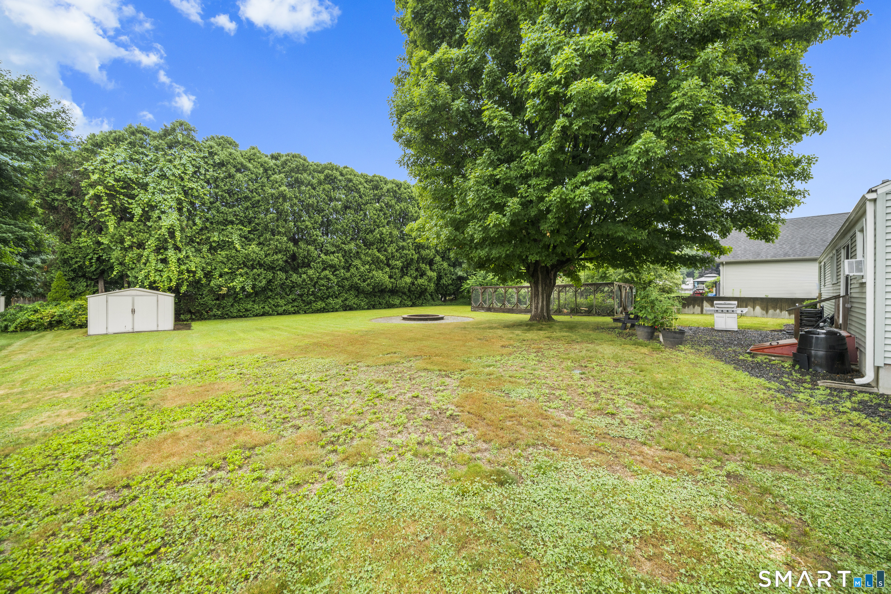 24 Kennedy Drive Enfield CT 06082