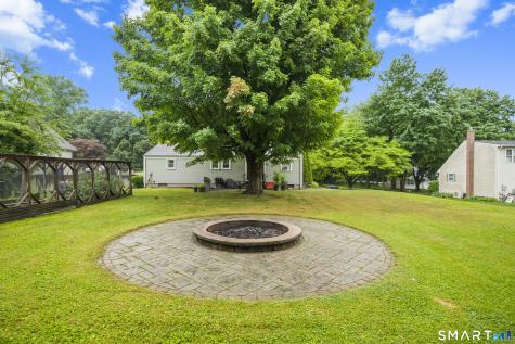 24 Kennedy Drive Enfield CT 06082