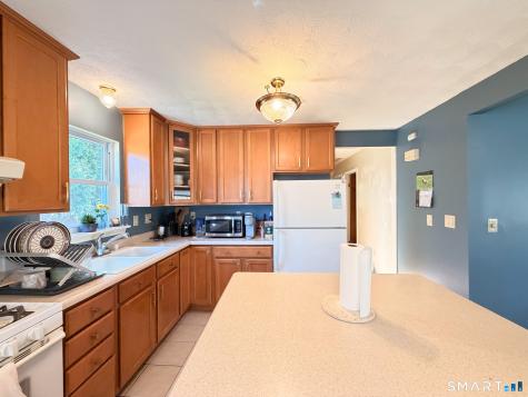 160 Dunham Street Norwich CT 06360