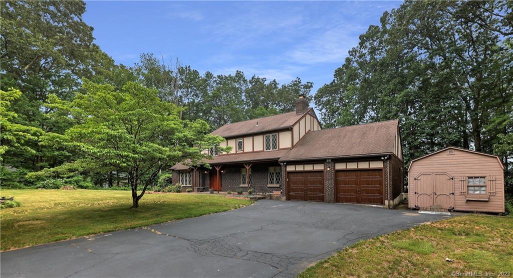 71 East Dale Drive Monroe CT 06468