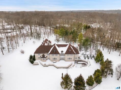 4 Cowdray Park Drive Greenwich CT 06831