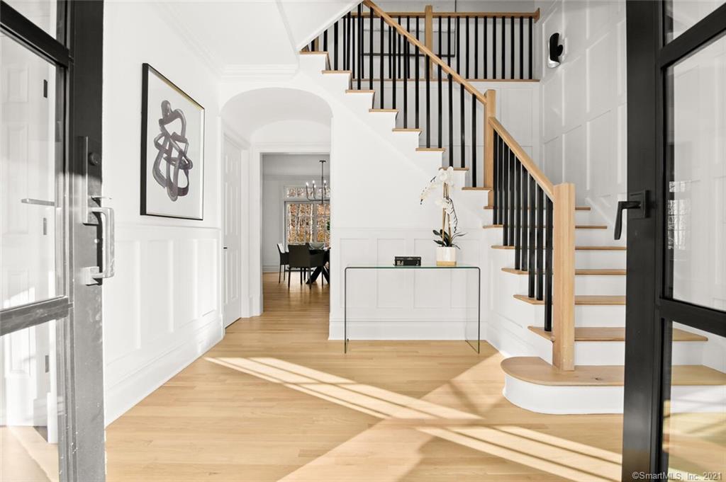 109 Parade Hill Road New Canaan CT 06840