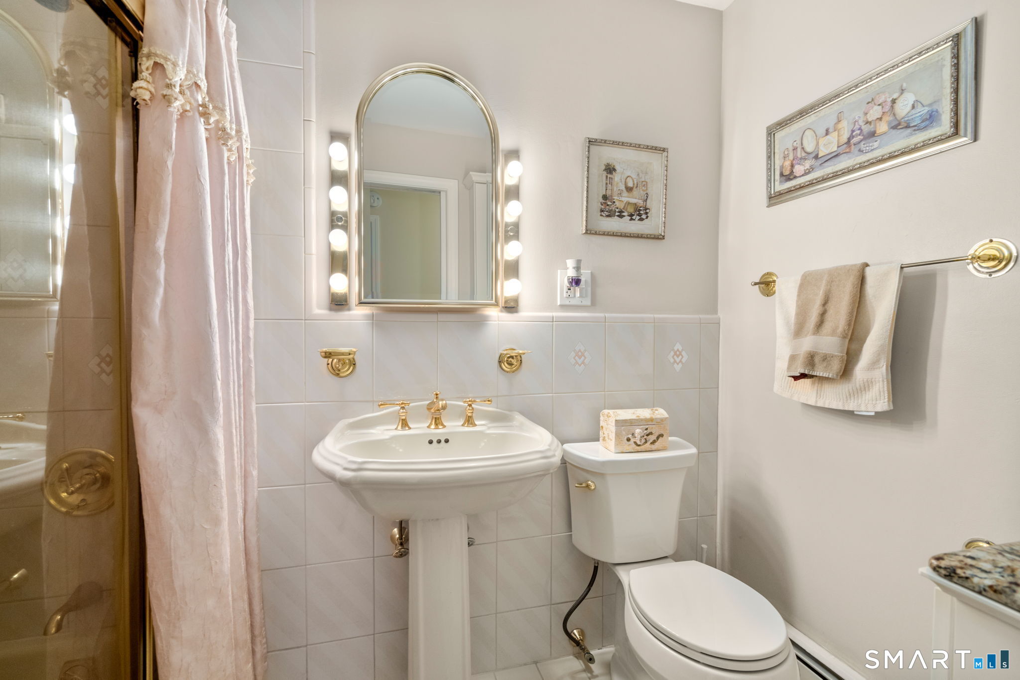 208 Sigwin Drive Fairfield CT 06824