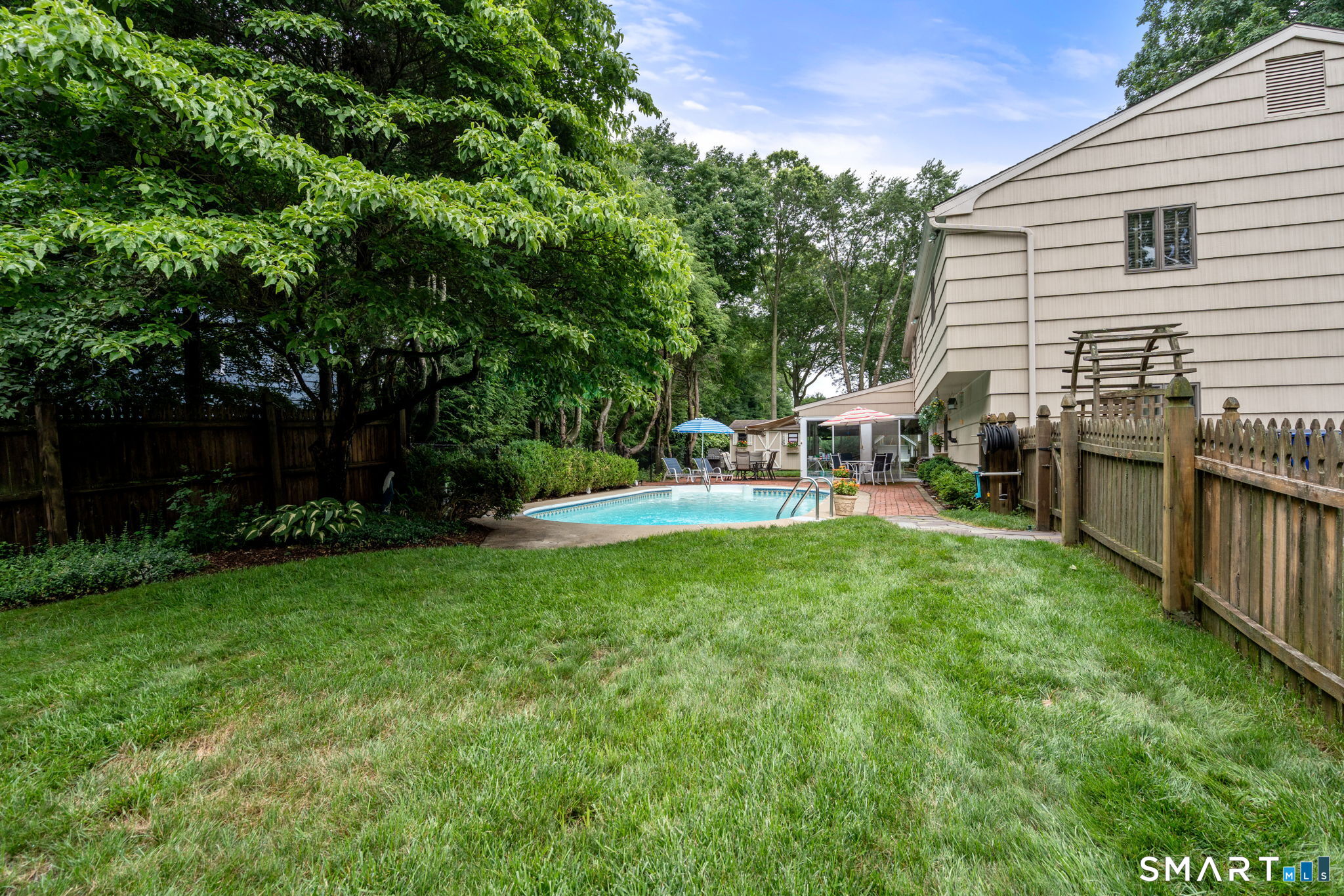 208 Sigwin Drive Fairfield CT 06824