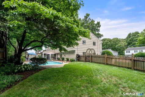 208 Sigwin Drive Fairfield CT 06824