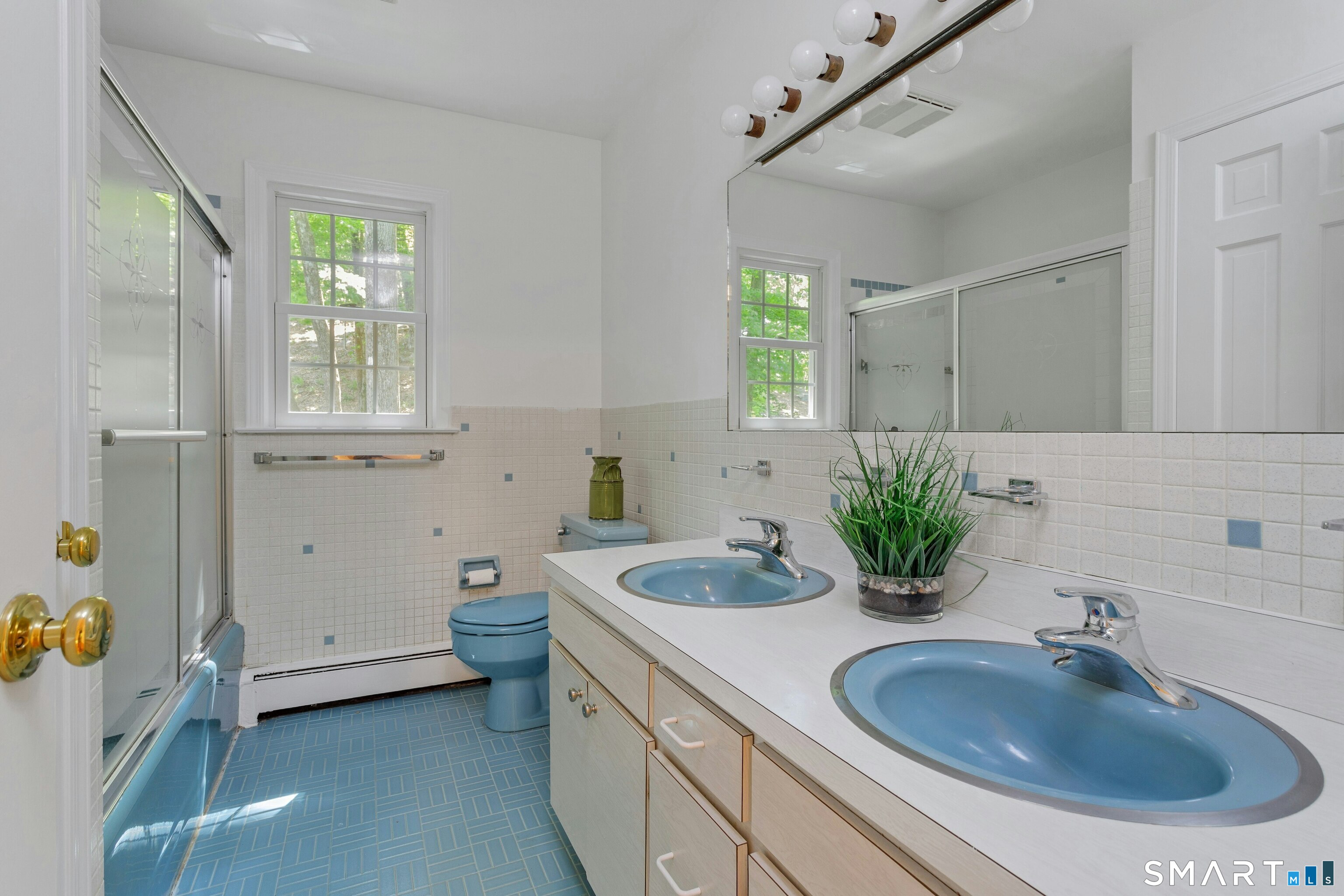 8 Mountain Trail Stamford CT 06903