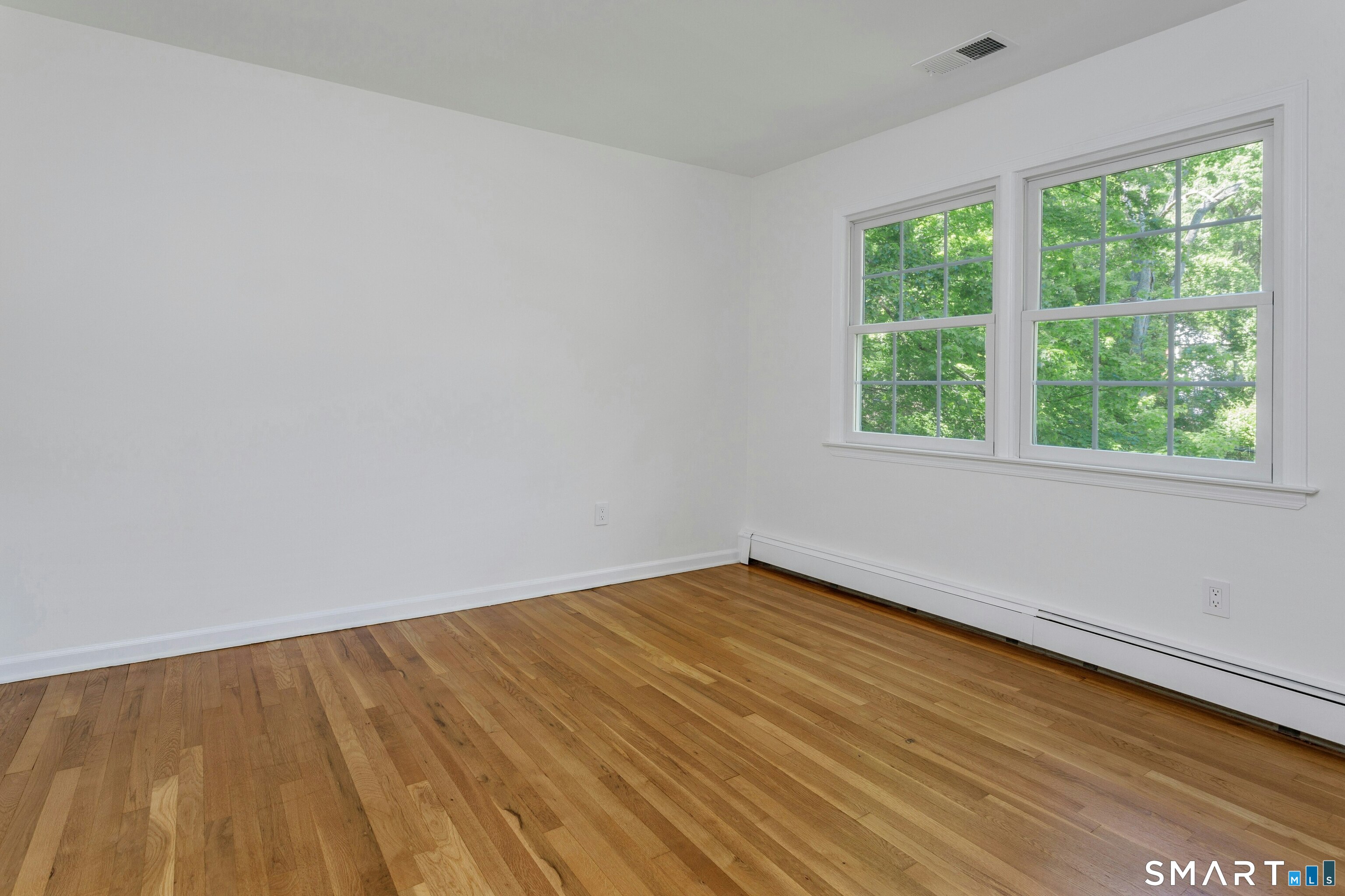 8 Mountain Trail Stamford CT 06903