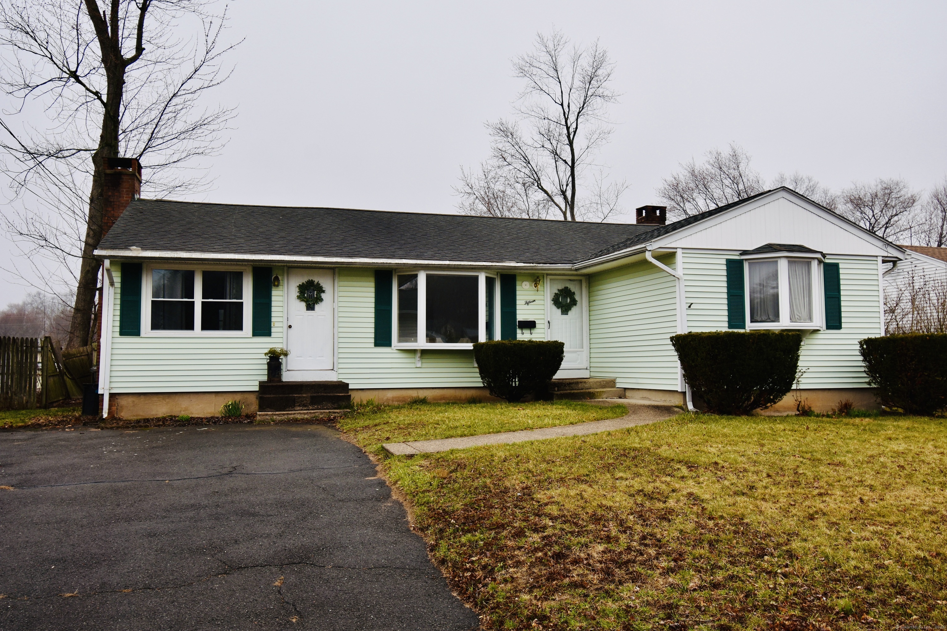 15 Sharon Street Bristol CT 06010